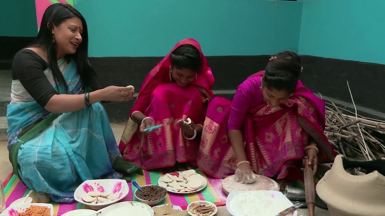 কাঞ্চনেশ্বর গ্রামে তিল নারিকেলের দুধপুলি পিঠা || @PanoramaCooking