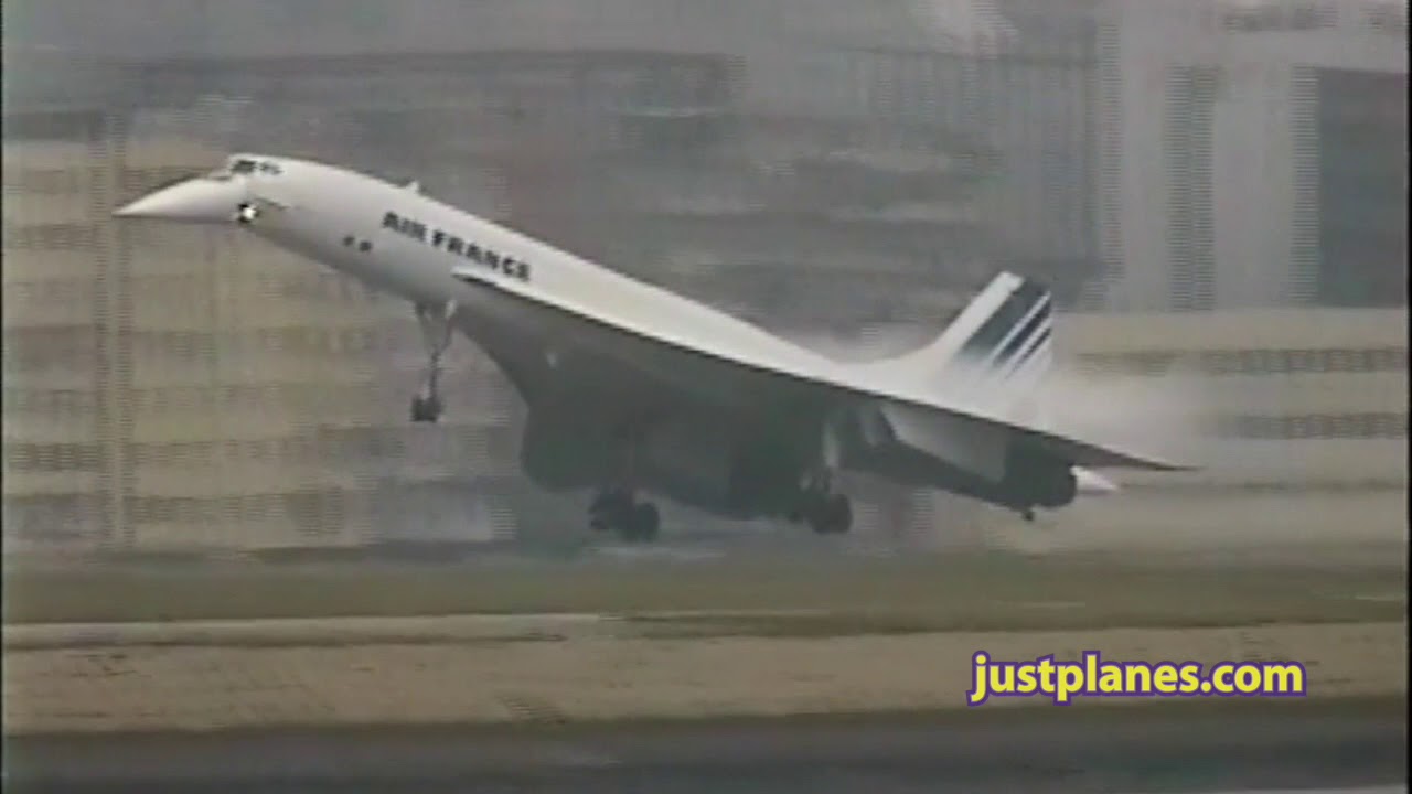 Awesome Air France CONCORDE at KAI TAK!