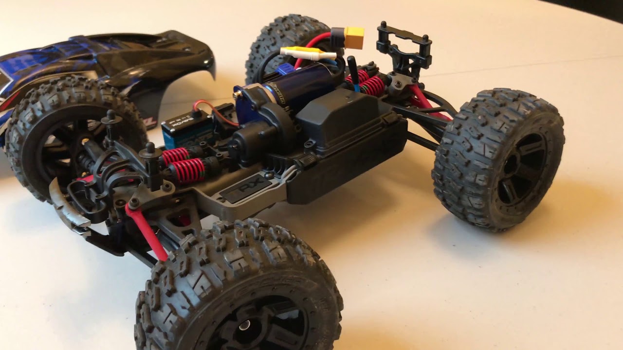 #2 Traxxas 1/16 Mini E-Revo VXL! Immediate damage after first bash session with jumps!