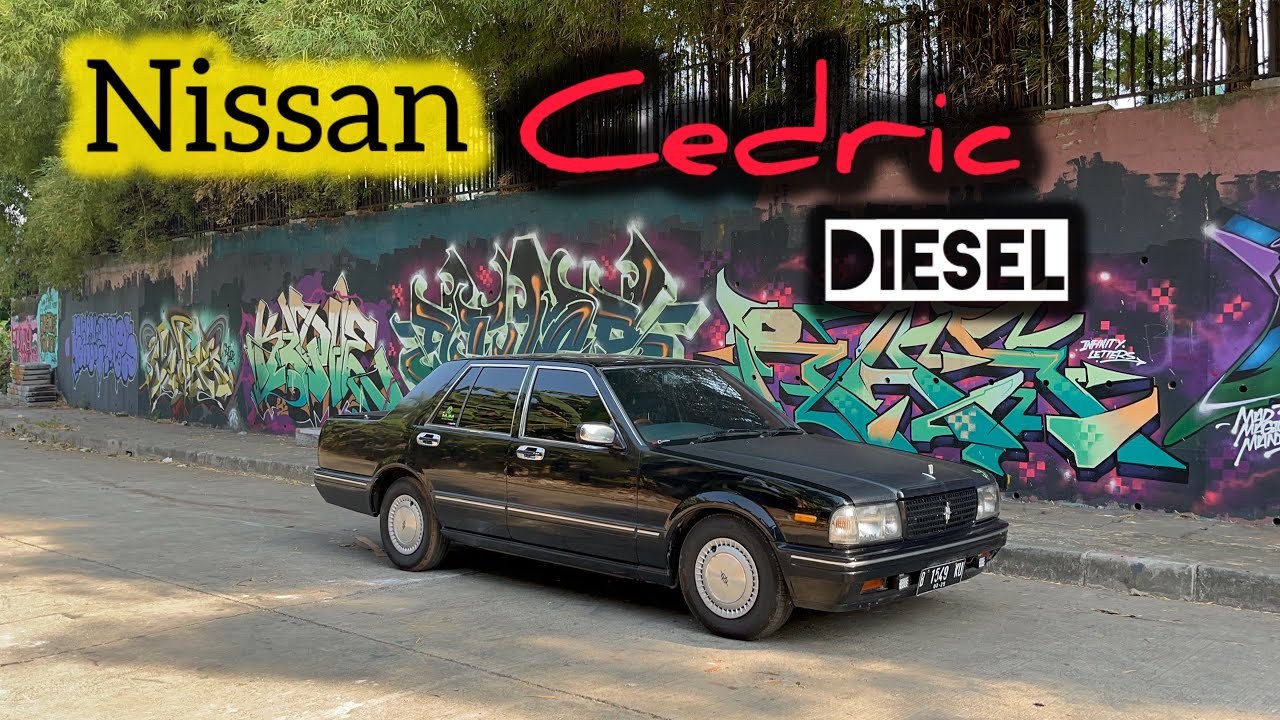 Mobil sedan diesel nissan cedric murah di lapak mobil tua cawang wa082177733133