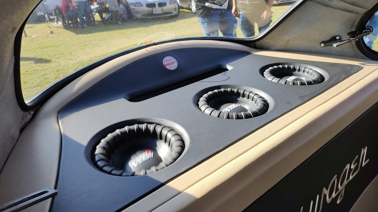 ¡Chulada de VOCHO! Subwoofers Sound Victory / equipo Xion Car Audio