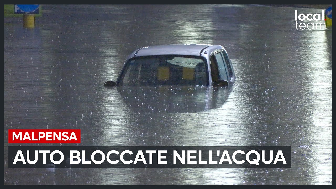 Maltempo, nubifragio su Malpensa: auto bloccate nell'acqua, stop ai voli