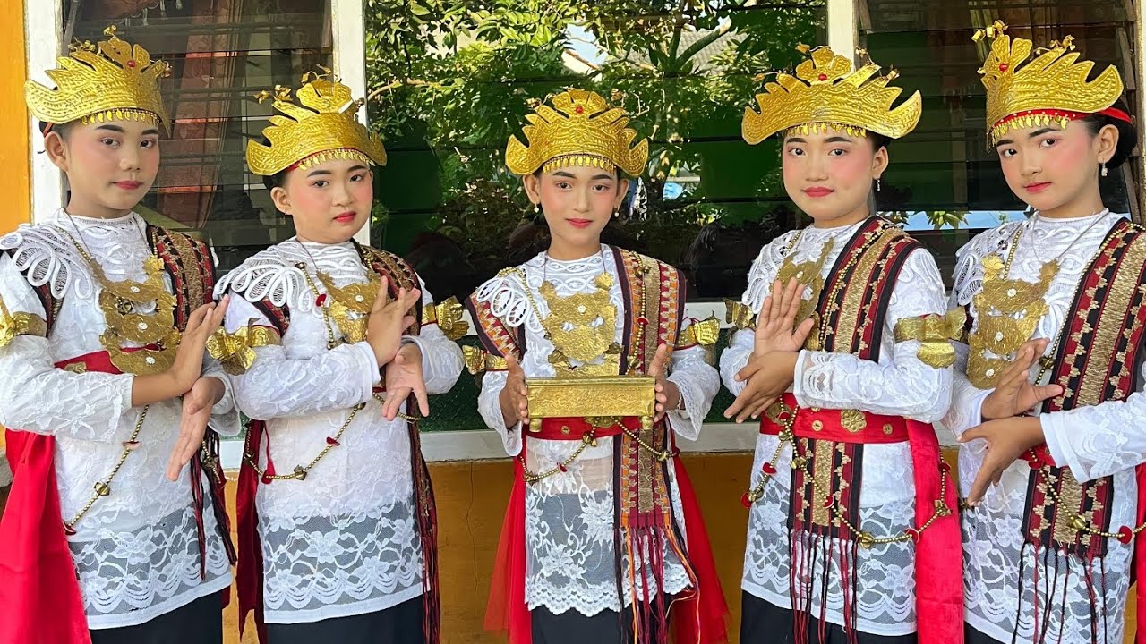 Tari Sembah persembahan siswi-siswi SDN 6 Tulang Bawang Tengah, Lampung