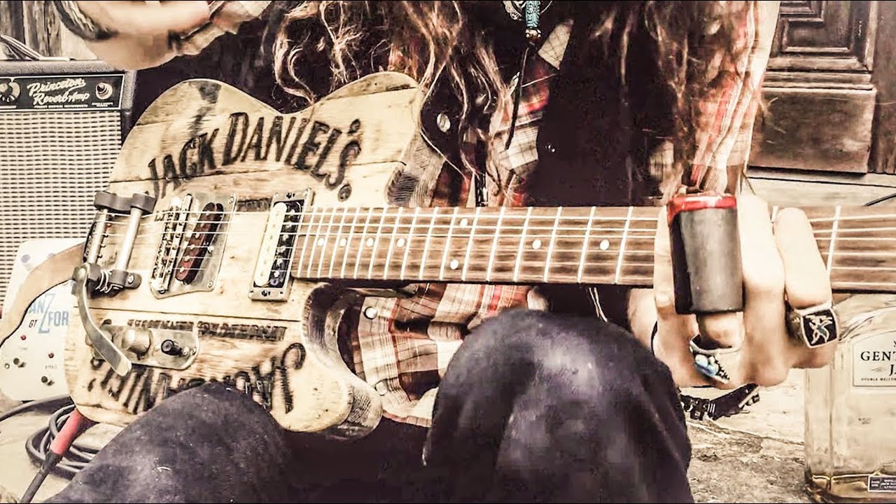 Whiskey Barrel Guitar &bull; JUSTIN JOHNSON SOLO SLIDE GUITAR 