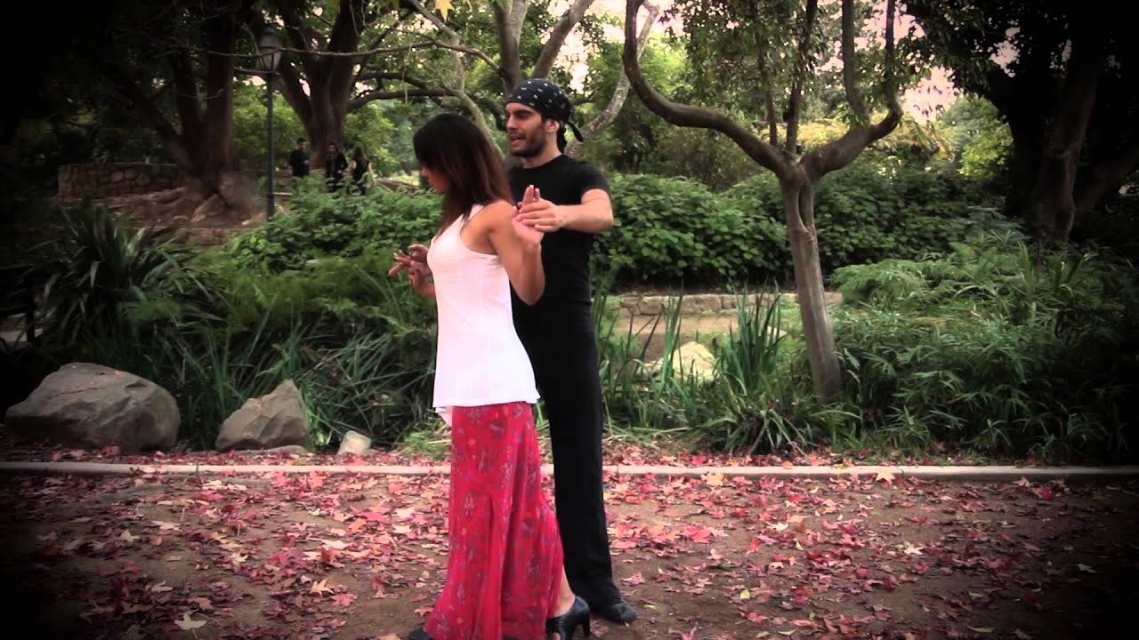 How to Dance Salsa - Shadow Swivels