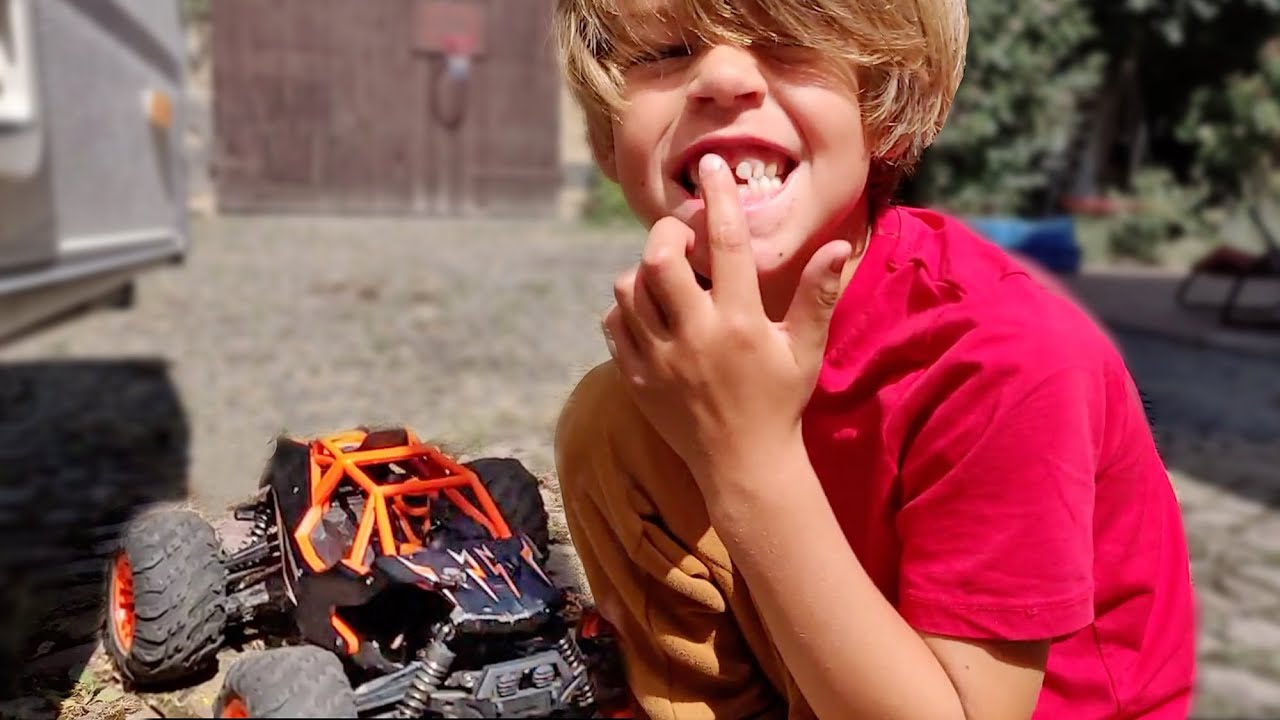 Krass: RC Auto zieht Wackelzahn!