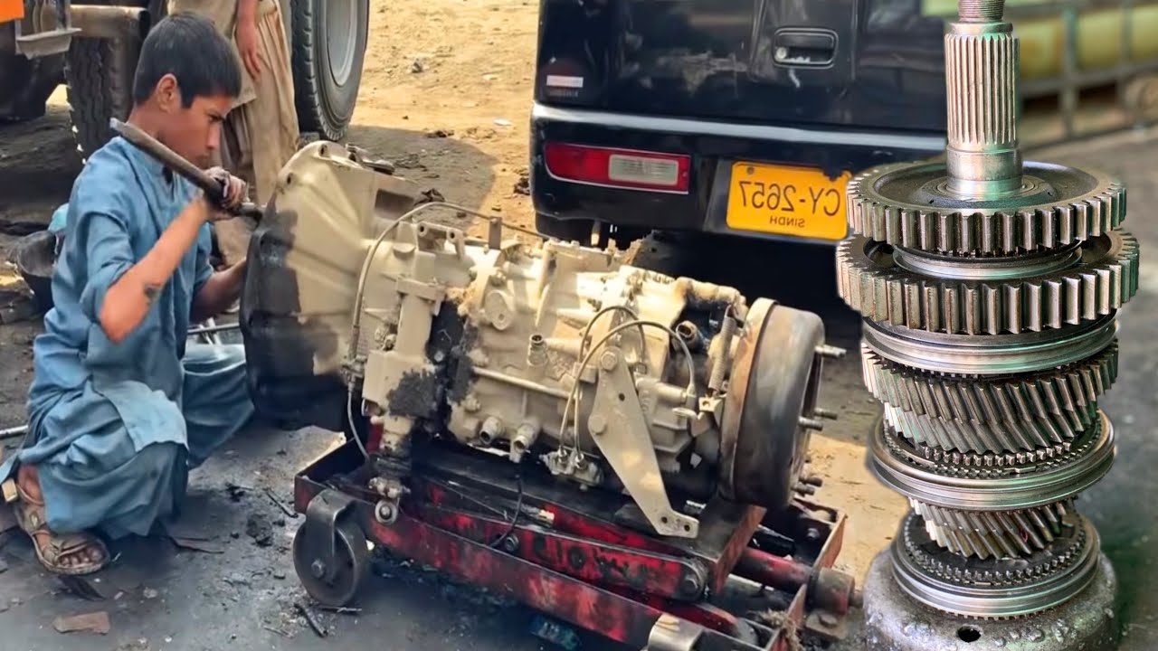 Repairing UD Truck Dumpers Gear for the First Time | How To Rebuild Your Dumper Transmission (Isuzu)