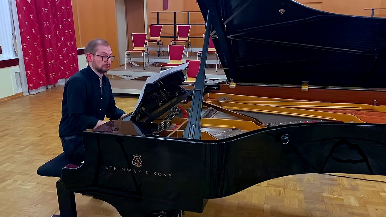 Alexander Tevelev plays Autumn Sadness (Ermolenko)