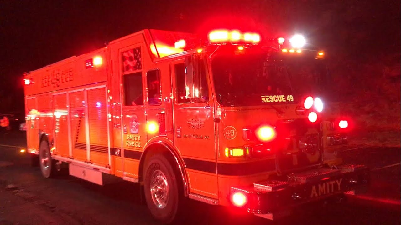 Apparatus Leaving Coventry Mall Fire Prevention 2017