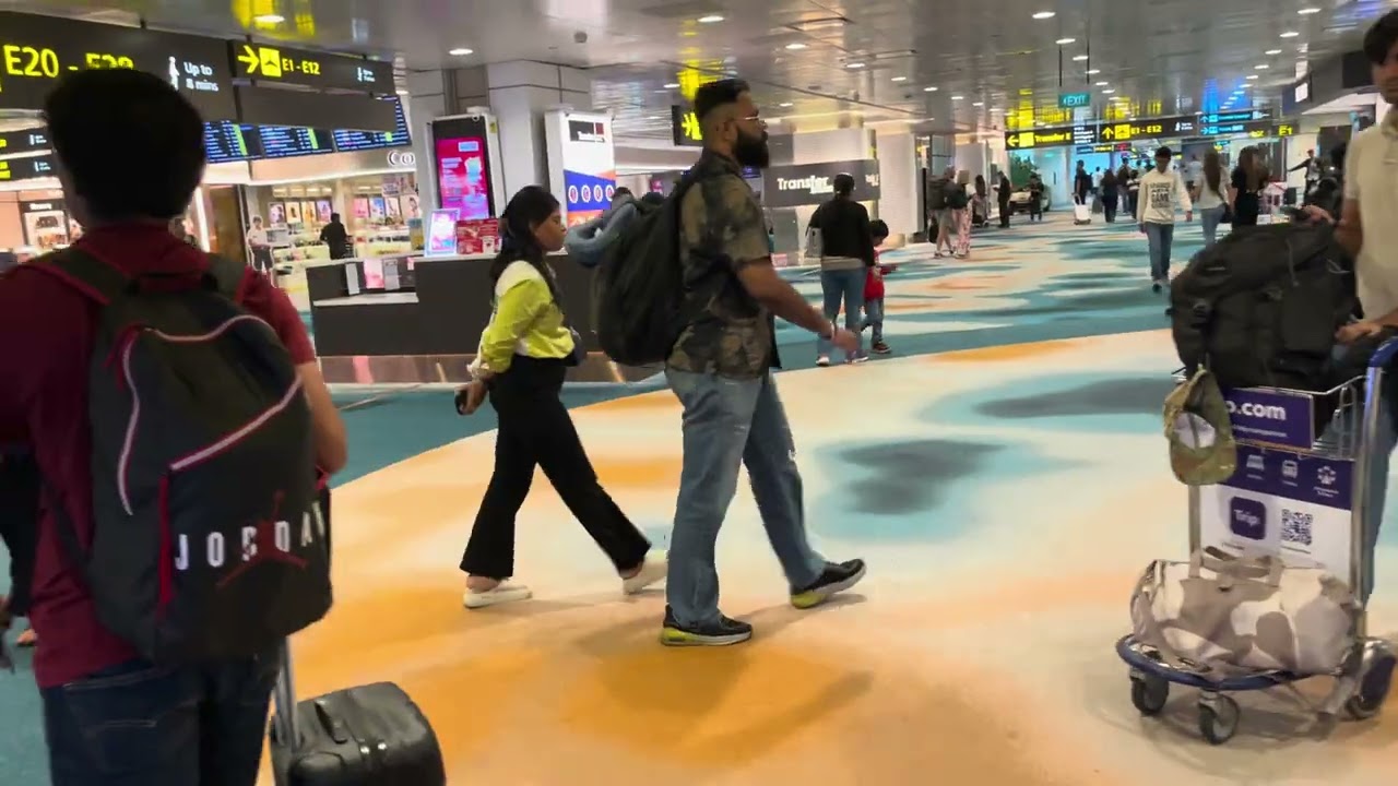 A Day At Singapore Changi Airport Flight From Singapore To Hyderabad International Airport 