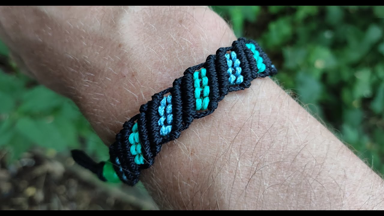 Macrame bracelet- colorful
