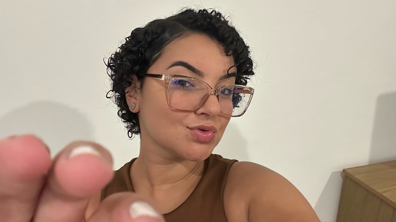 ASMR: CASEIRINHO FAST (Tapping em objetos da minha casa, sons de boca) 