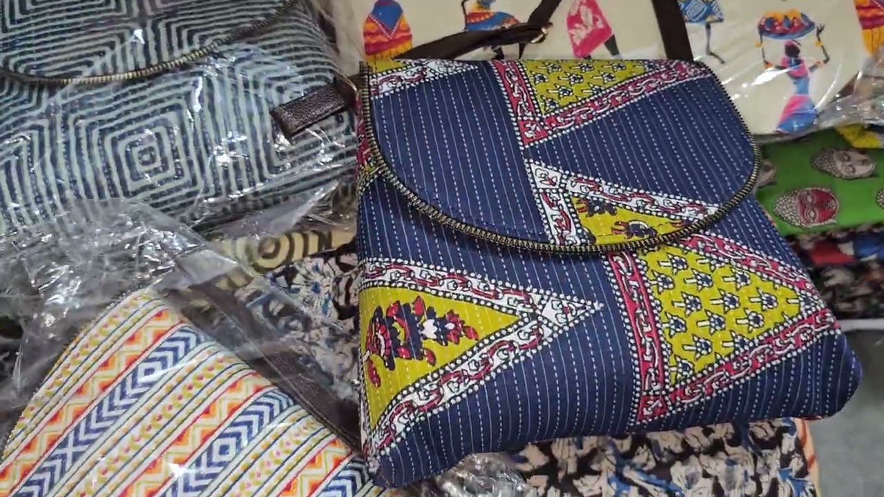 Rexin & cotton sling bag medium size ✨️👋