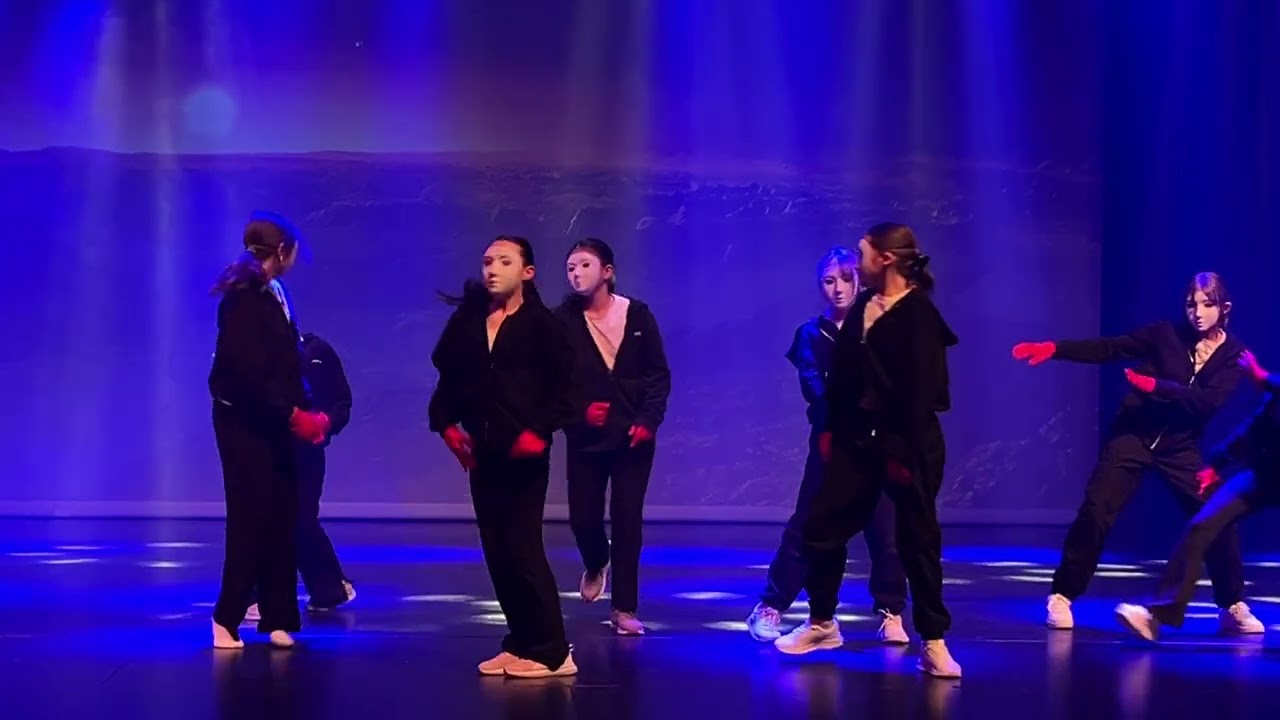 I'm from outer space - Unika ändå lika 2025 (show 1)