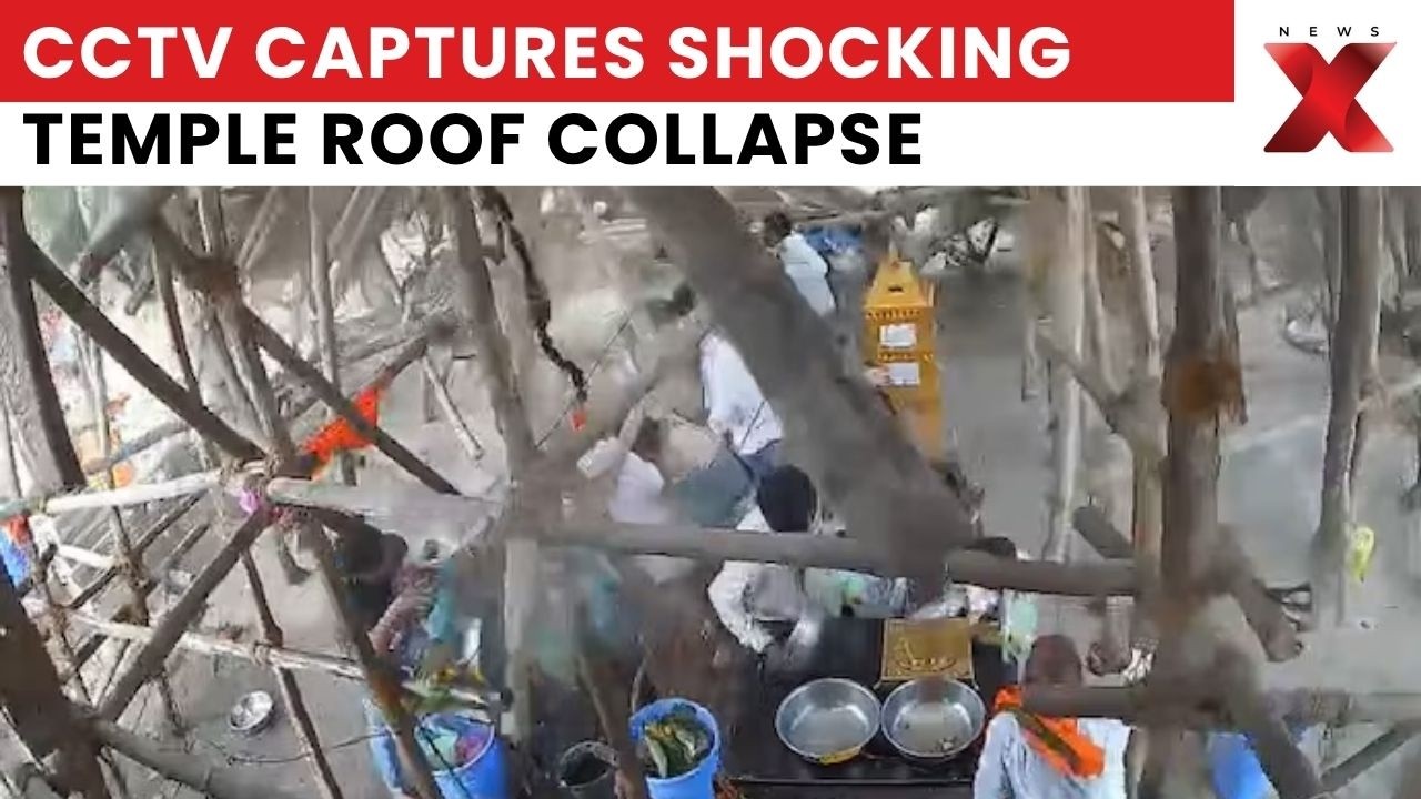 CCTV Captures Deadly Hanuman Temple Roof Collapse In Maharashtra | NewsX