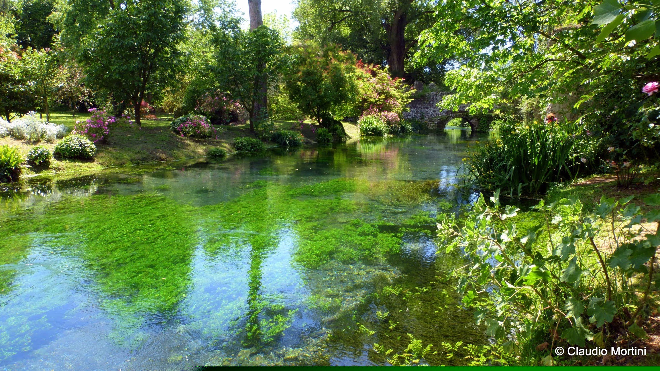 IL GIARDINO DI NINFA - Il più bello del mondo - HD