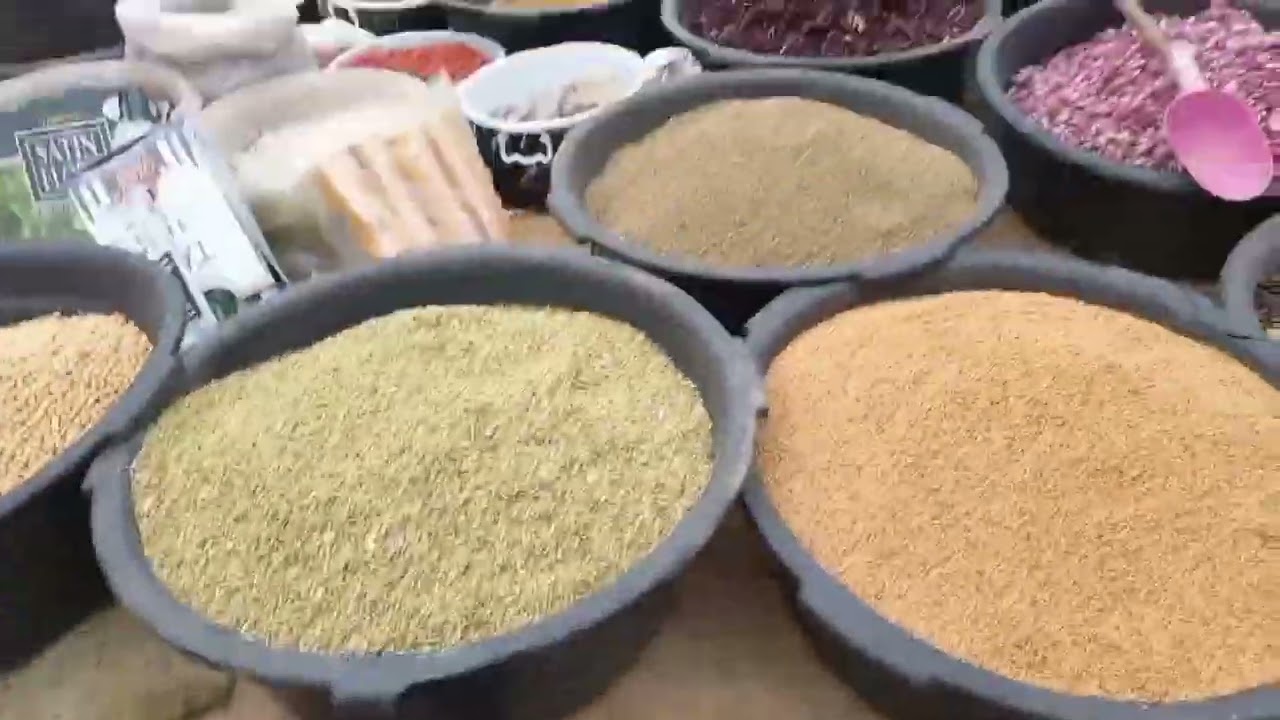 جولة في السوق الاسبوعي سوق الاثنين بمدينة وادي زم أجي تشوفو أجواء وهميزاات بااال 😍❤