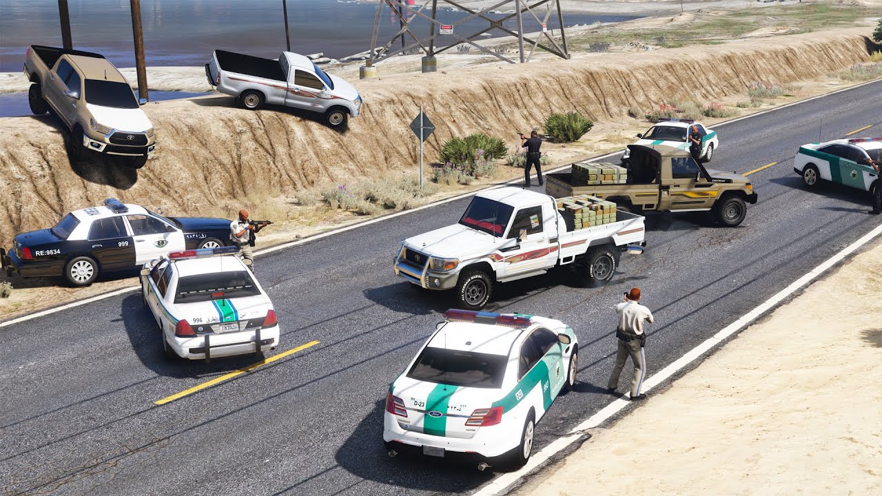 اشرس المواجهات بين سائقي الشاصات ودوريات الشرطة ومطاردة اخطر المهربين | فلم قراند 5 - GTAV