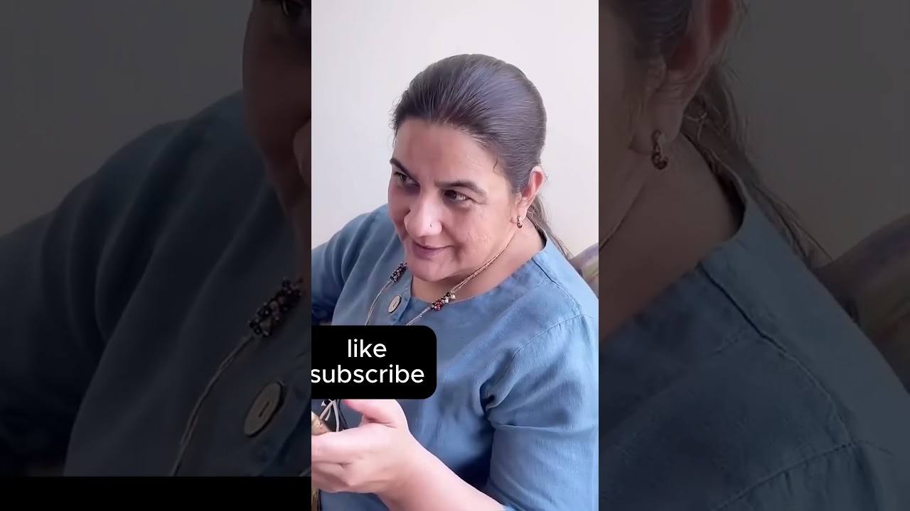 Kareena Kapoor&rsquo;s 3rd Pregnancy News 🤰  Amrita Singh&rsquo;s Hilarious Reaction 😂  Bollywood Gossip 2025