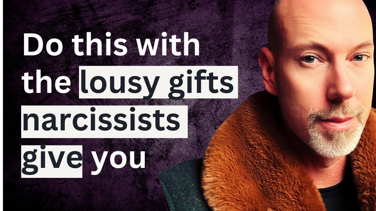What narcissists gifts ACTUALLY mean