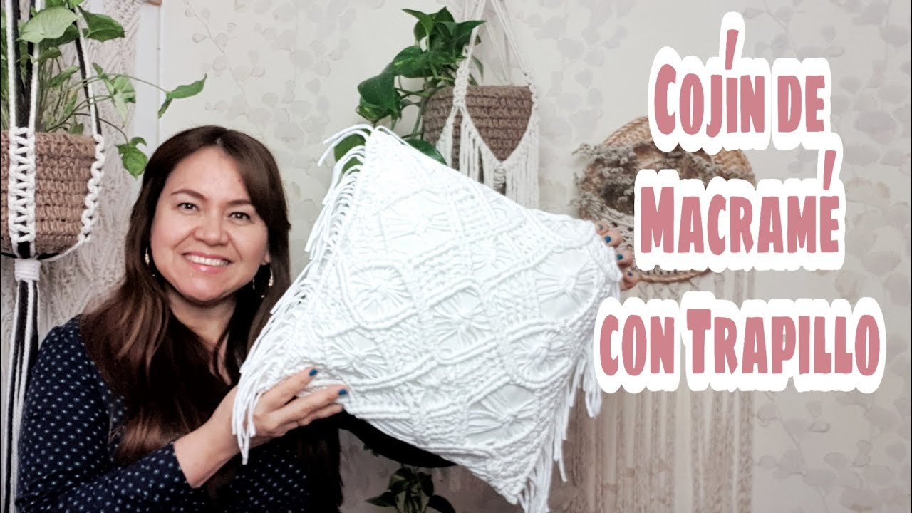 Cojín de Macramé con trapillo