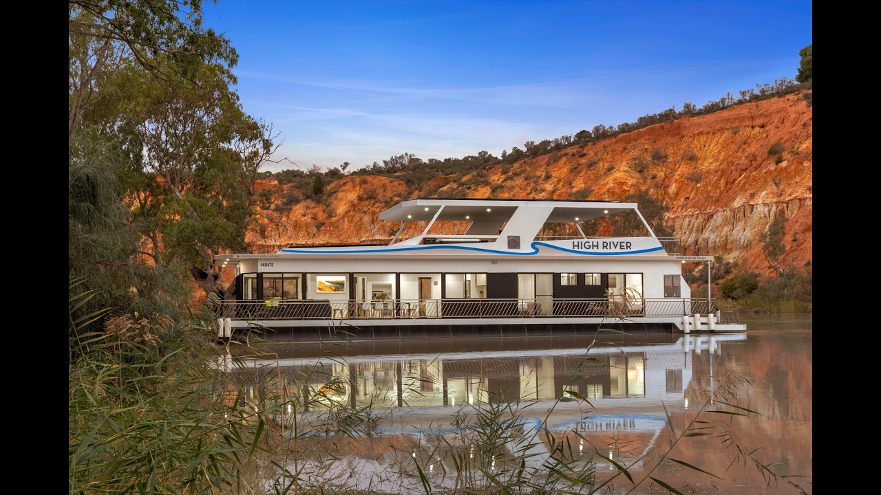 Step inside High River: Eco-Luxe Murray River Houseboat
