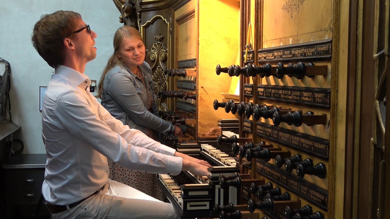 Gert van Hoef improviseert in de Bovenkerk Kampen (High Quality)