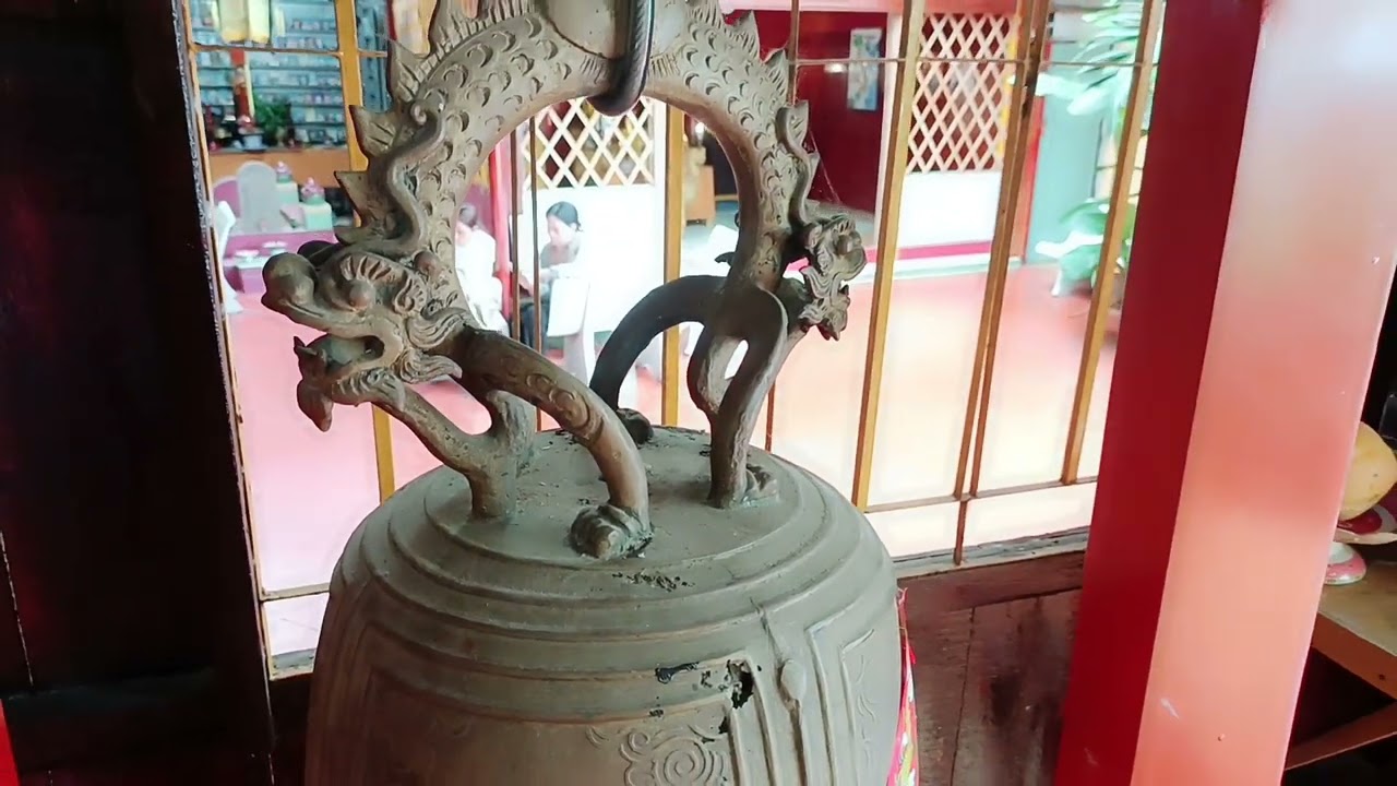 Độc đáo ngôi chùa lá ở Mỹ Tho Đồng Tháp - Unique leaf pagoda in My Tho Dong Thap