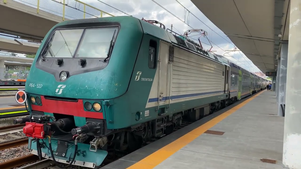 Treni a Torino lingotto