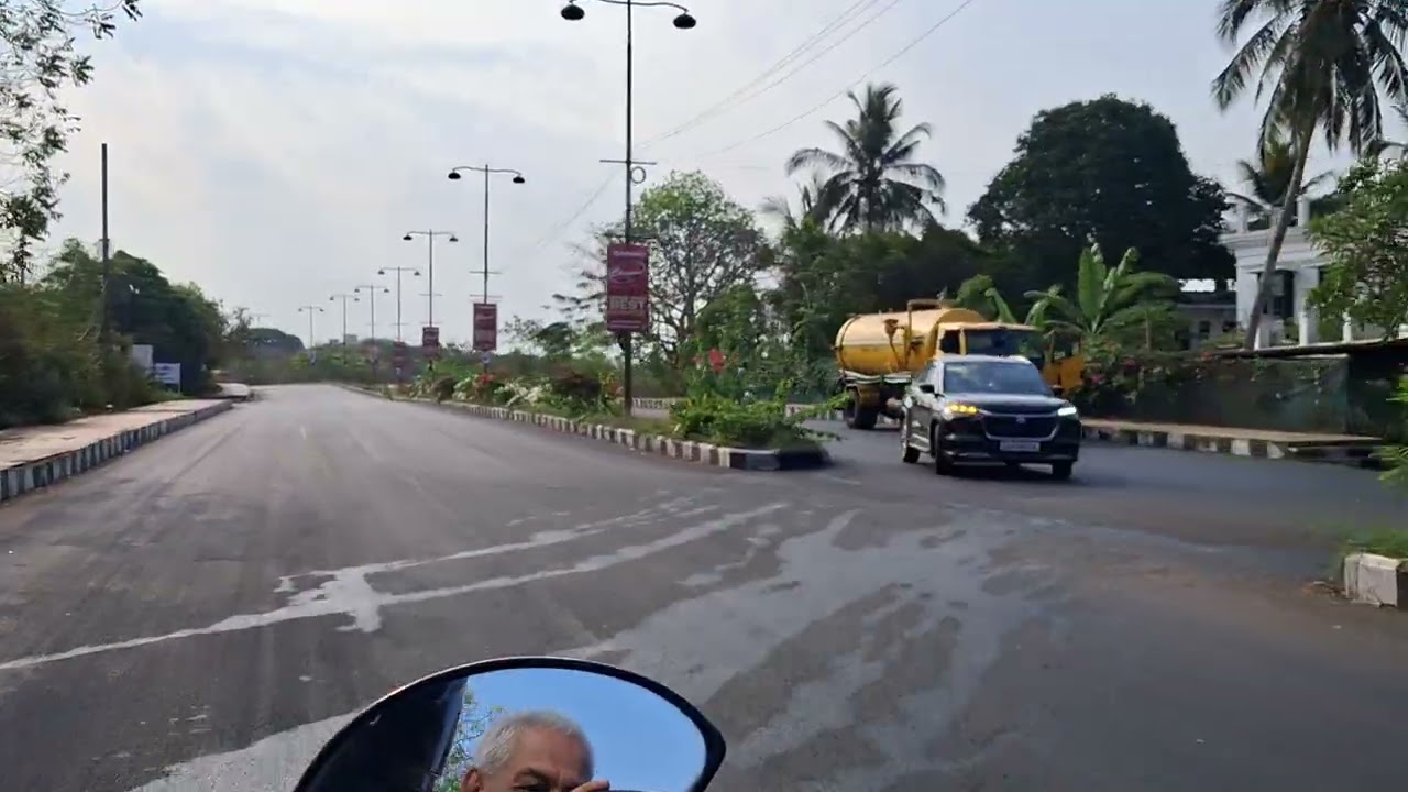 Vagabonds on the street of Panaji Goa on 04.04.26 sharing the drive  with Hareesh. 