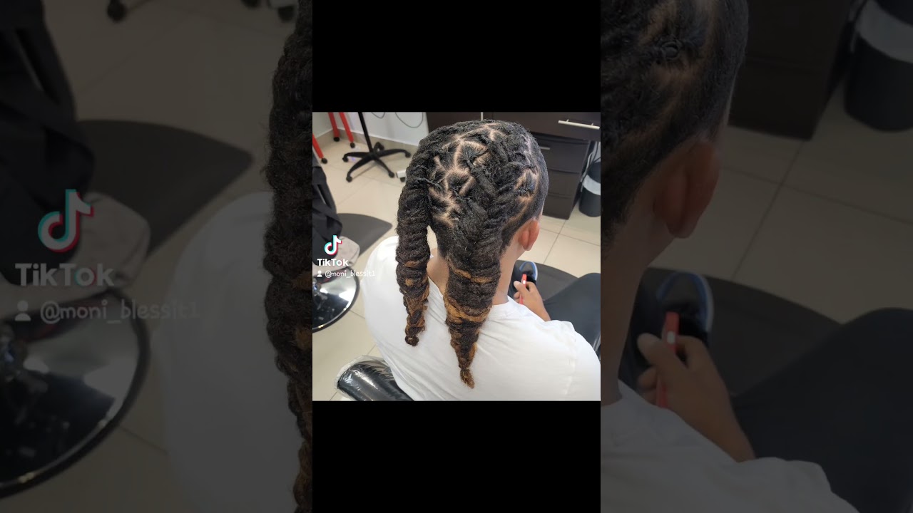 #dallasloctician #dallashairstylist #microlocs #dallascowboys #dreadheads #naturalhair #dallasbraid