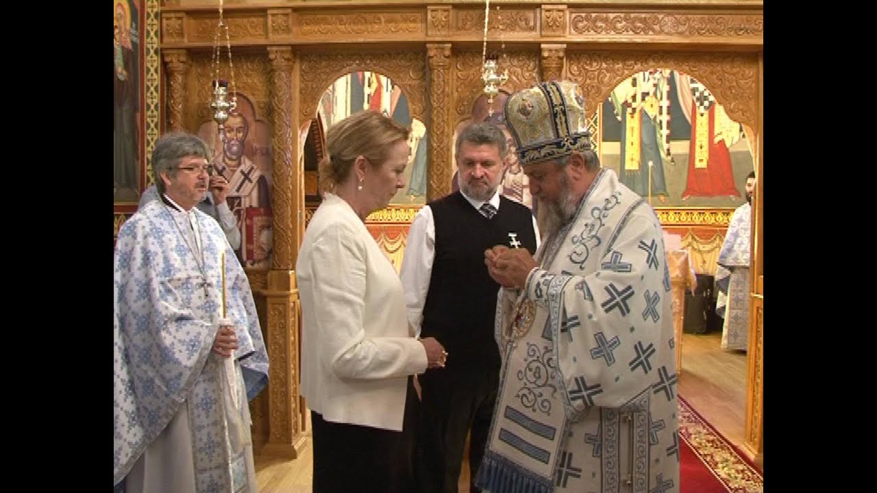 Biserica Nasterea Maicii Domnului sfintita la Bazna | novatv.ro
