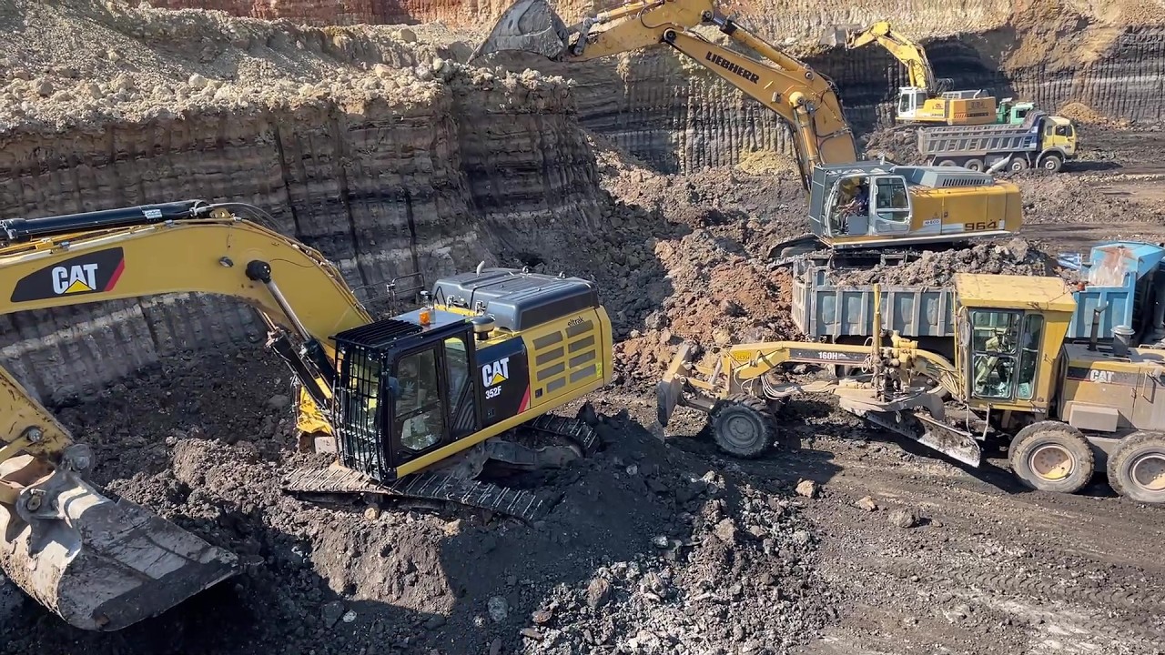 3 Excavators Loading Overburden + Cat 160H Grader in Huge Mine | Caterpillar & Liebherr - Ascon Ltd