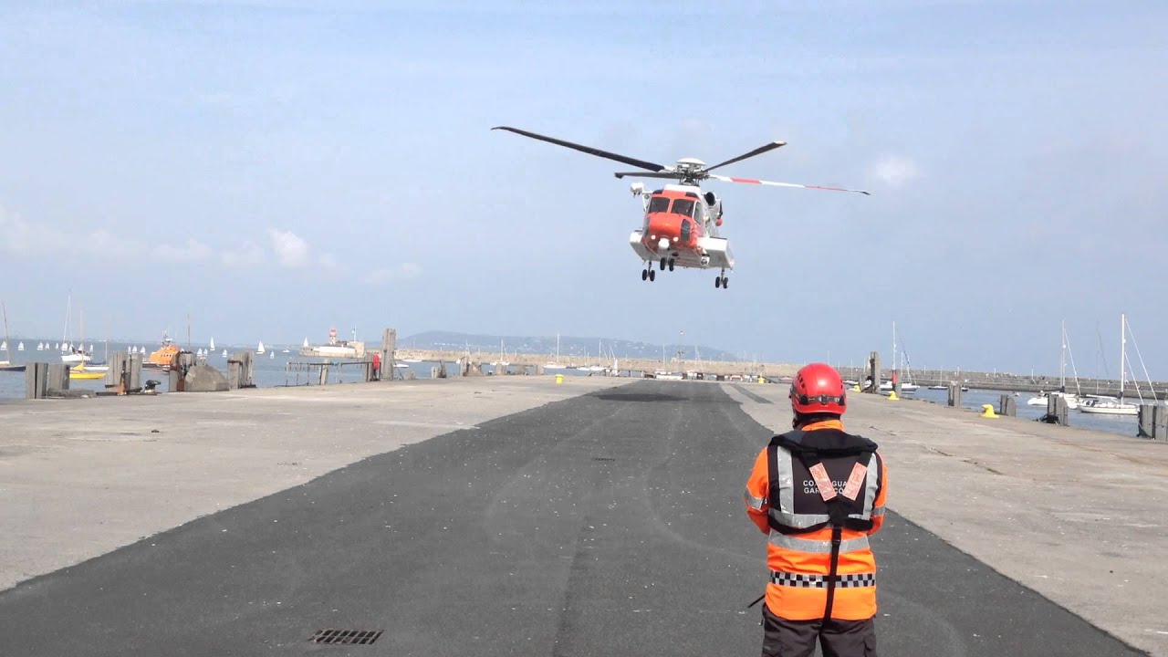 Irish Coast Guard rescue 116 landing in Dun laoghaire