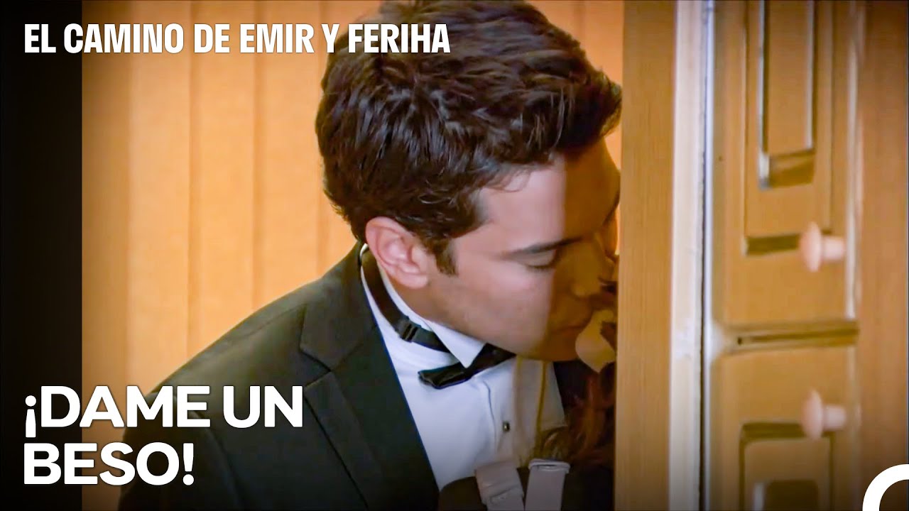 Beso Ardiente Tras Las Puertas - El Camino de Emir y Feriha