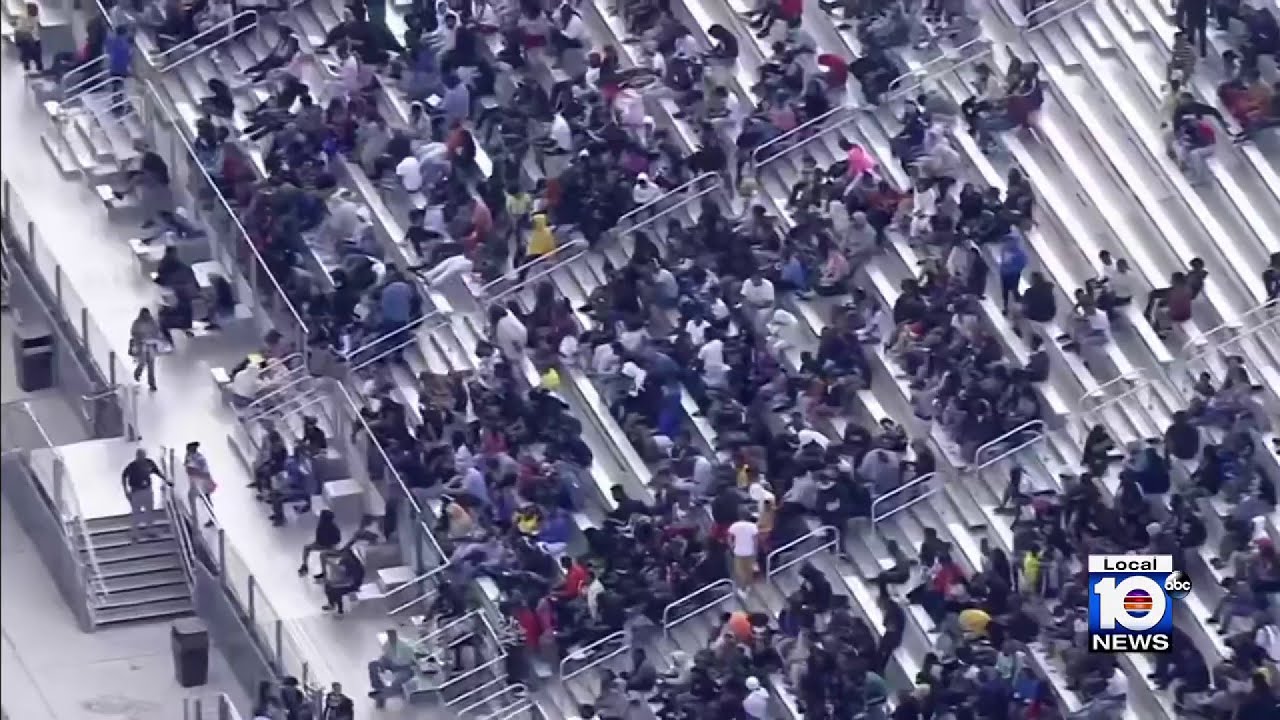 Students evacuated after bomb scare at Dillard High School