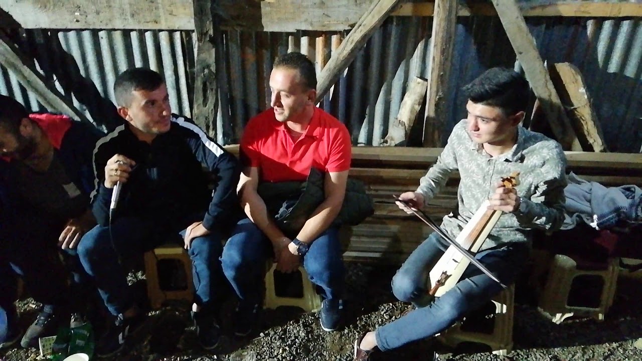EMRE DEMİR VE ONUR DEMİR