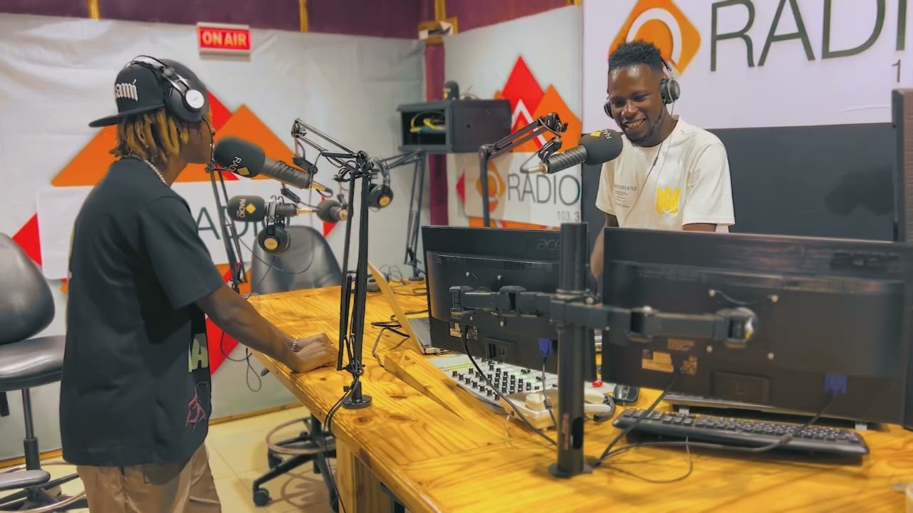 MOLZE LIVE IN FREESTYLE WITH DJ COUNTRYMAN LIVE IN QRADIO