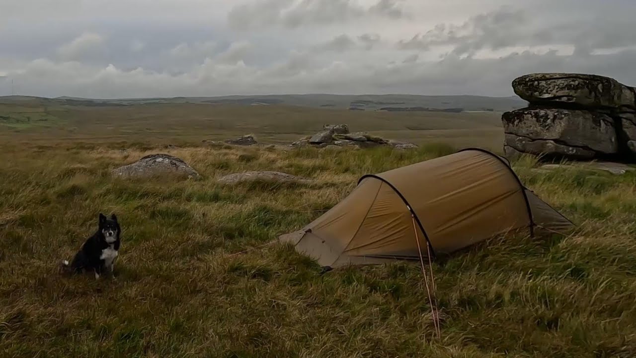 Wild Camping with my dog at Fox Tor on Dartmoor. (Hilleberg Nallo 2)