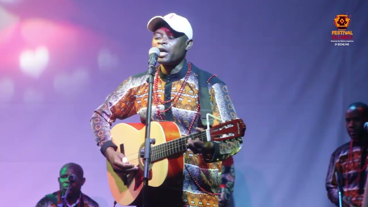 FAMÍLIA XICLÉ - PEQUENA COISA (Live Concert)