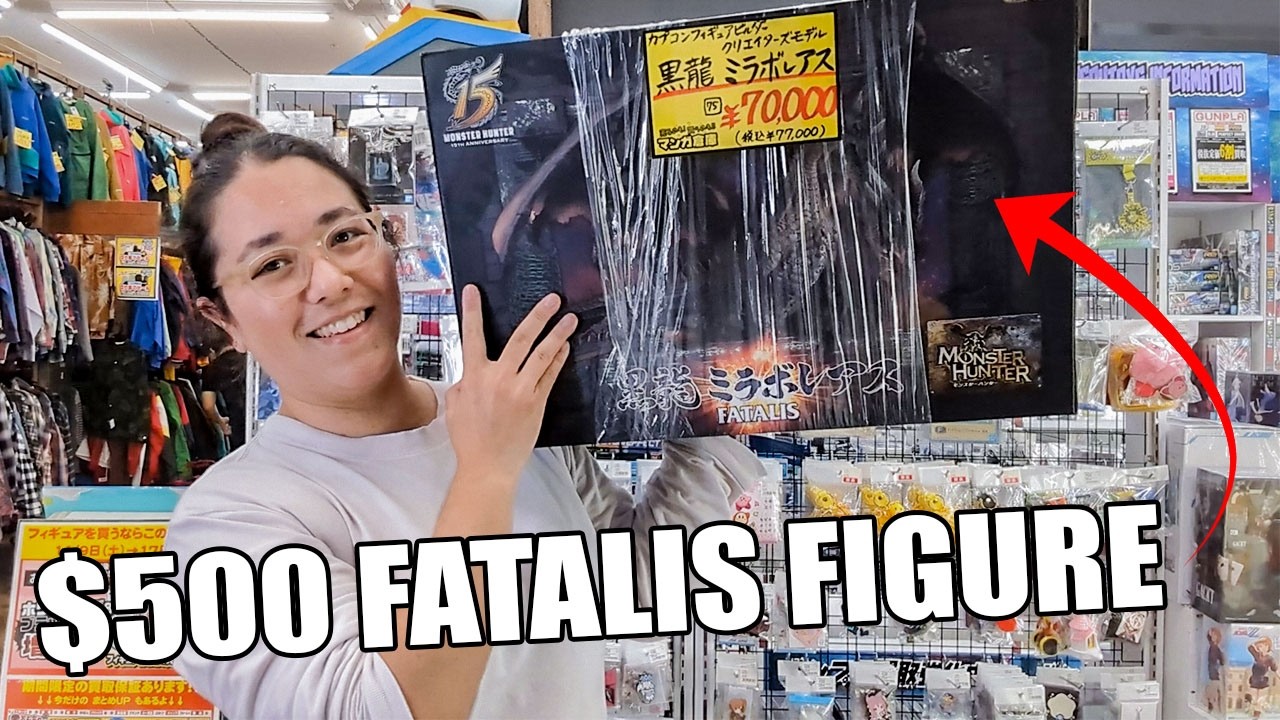 Tour of the MANGA and GAME Store in JAPAN (Okinawa) | Ultimate Nerd Paradise
