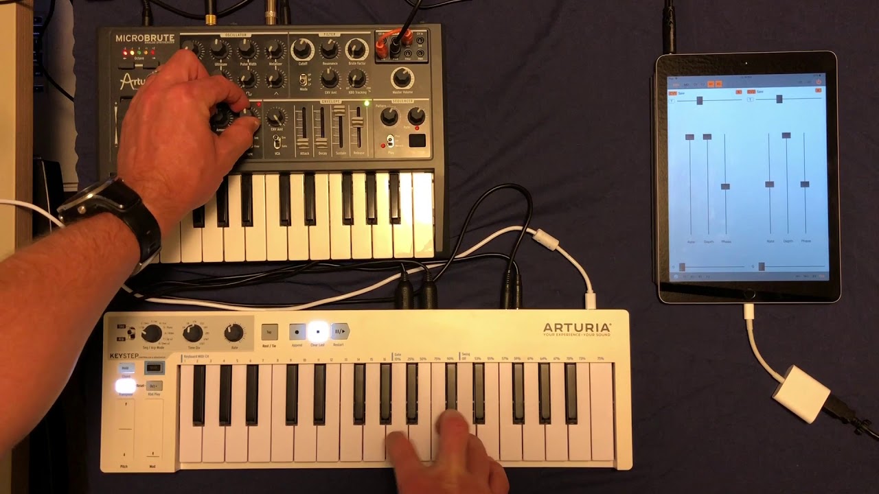 CV Mod - 2 LFO/Oscillator Module for iOS