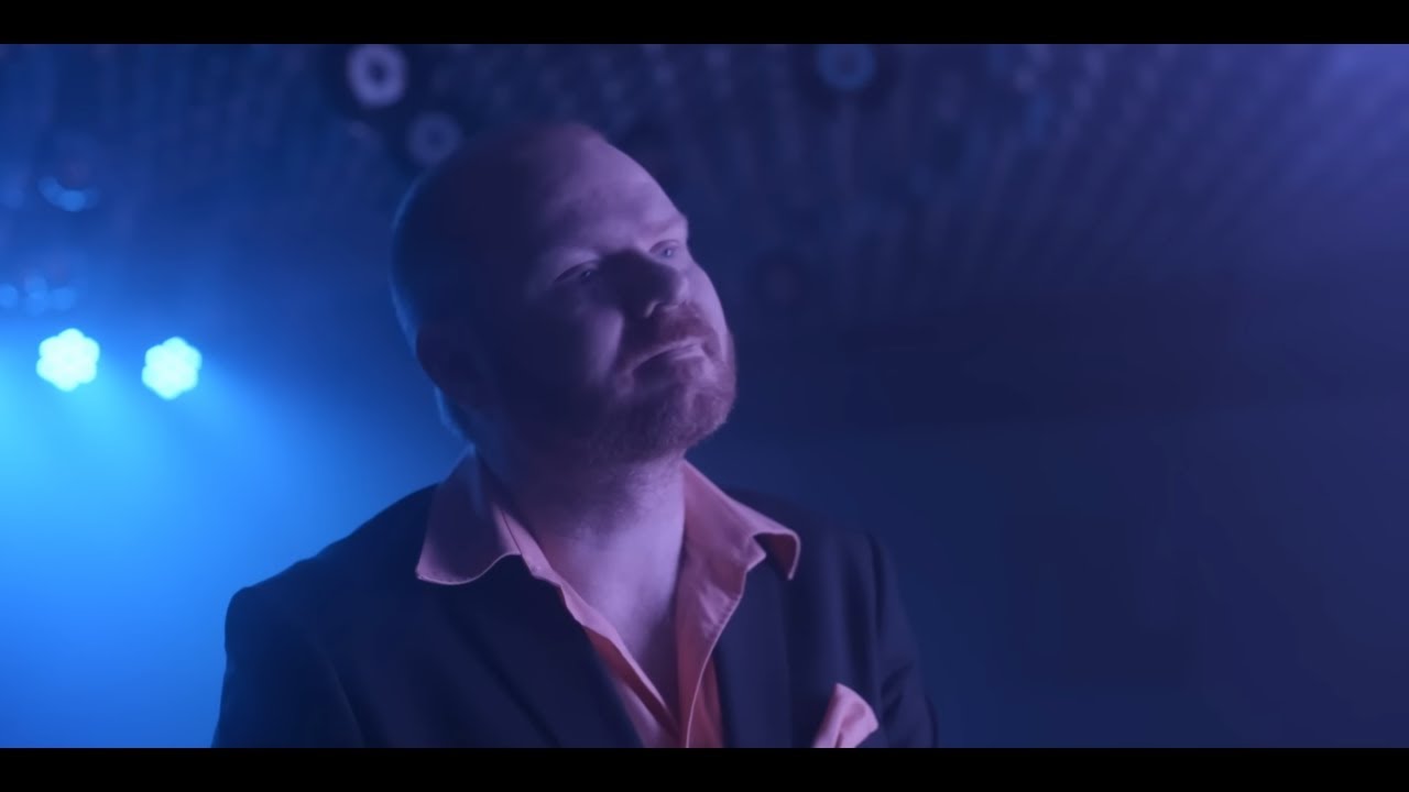Kai Schumacher feat. Moritz Fasbender - Scapes_Spaces (OFFICIAL MUSIC VIDEO)