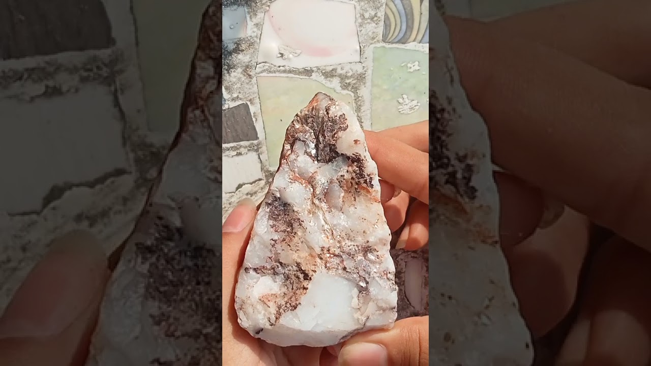 Rare stone//Gold and Silver plated stone//quartz mineral Gold silver identification