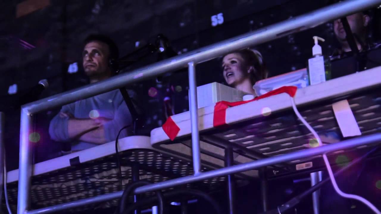 Britney Sees Femme Fatale Tour Stage for First Time