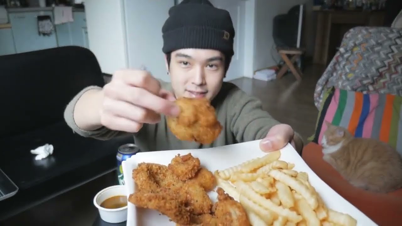 BenDeen Reupload ∙ Italian Beef Sandwich, Onion Rings, Fries - MUKBANG