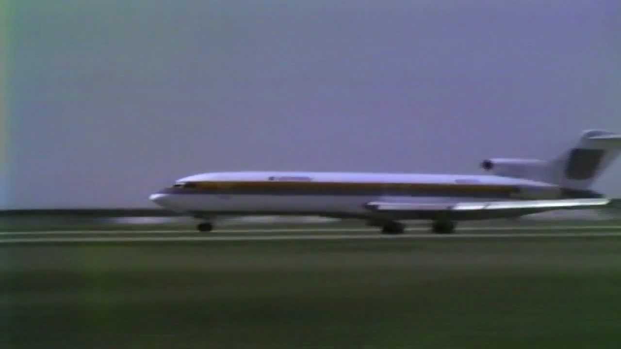 1979 home video of planes taking off at O'Hare International Airport in Chicago