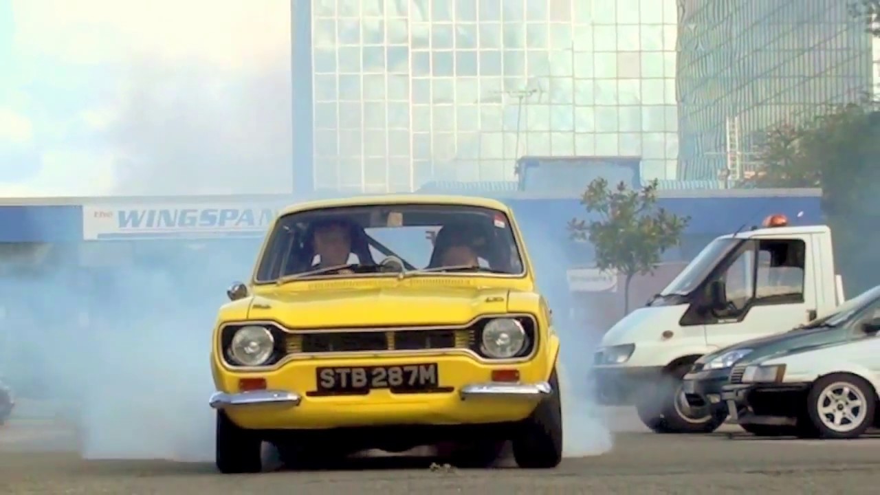 BA Wingspan summer show, plenty of burnouts