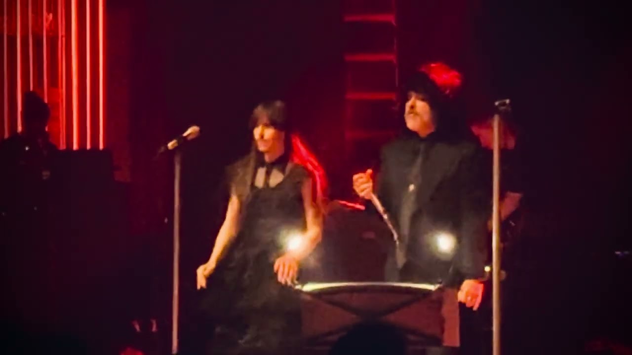 Cue The Sun/Alba Del Orate-Live- The Mars Volta