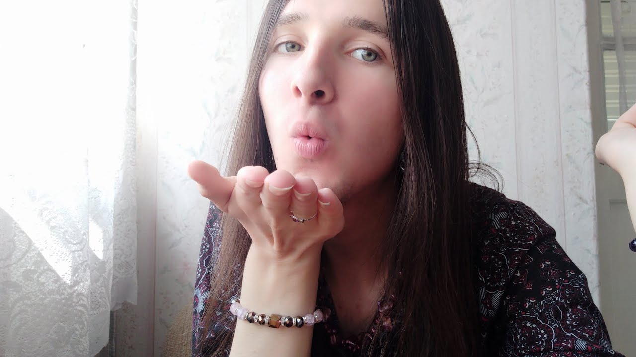 Magyar ASMR, 4000 feliratkozós különleges névfelolvasás